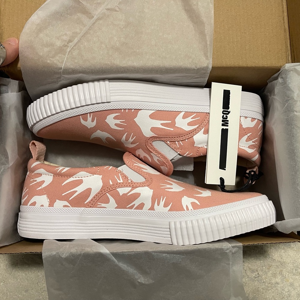 NIB Women’s Size 10 (Euro Sz 40) Alexander McQueen MCQ Swallow Slip-on Sneakers